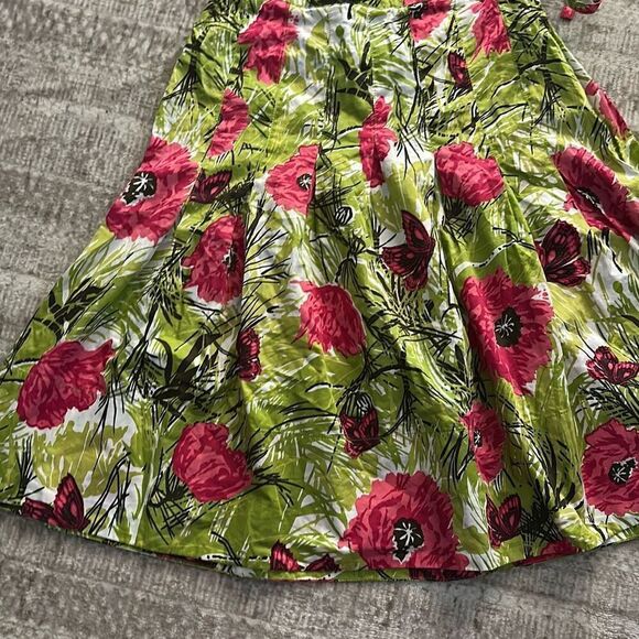 Talbots size 2P Green and pink floral and butterfly print skirt Church skirt - Picture 2 of 5